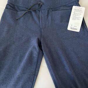 Lululemon Keep It Cool Crop Blue New